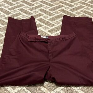 Gap Size 6 Cropped Stretch Maroon dress pants